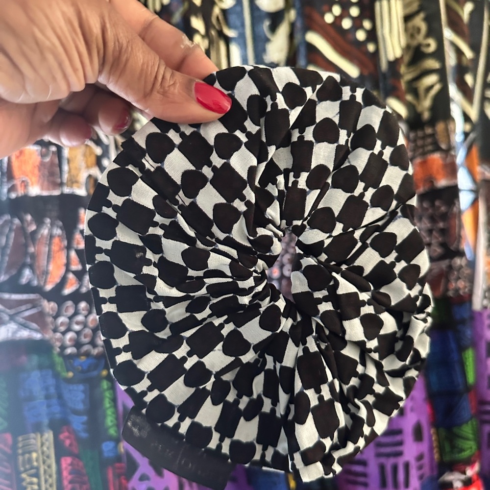 Colorful Patterned Scrunchies Set - Picture 3 of 7